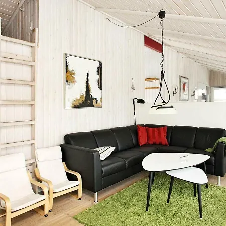 Casa vacanze Three-bedroom Holiday In 7 Løkken